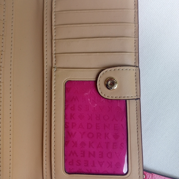 NWOT Kate Spade Bifold Snap Wallet + FREE GIFT - Picture 6 of 15